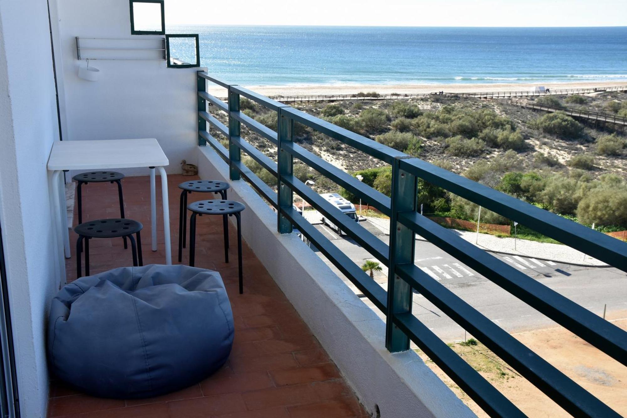Beach House Monte Gordo Exterior photo