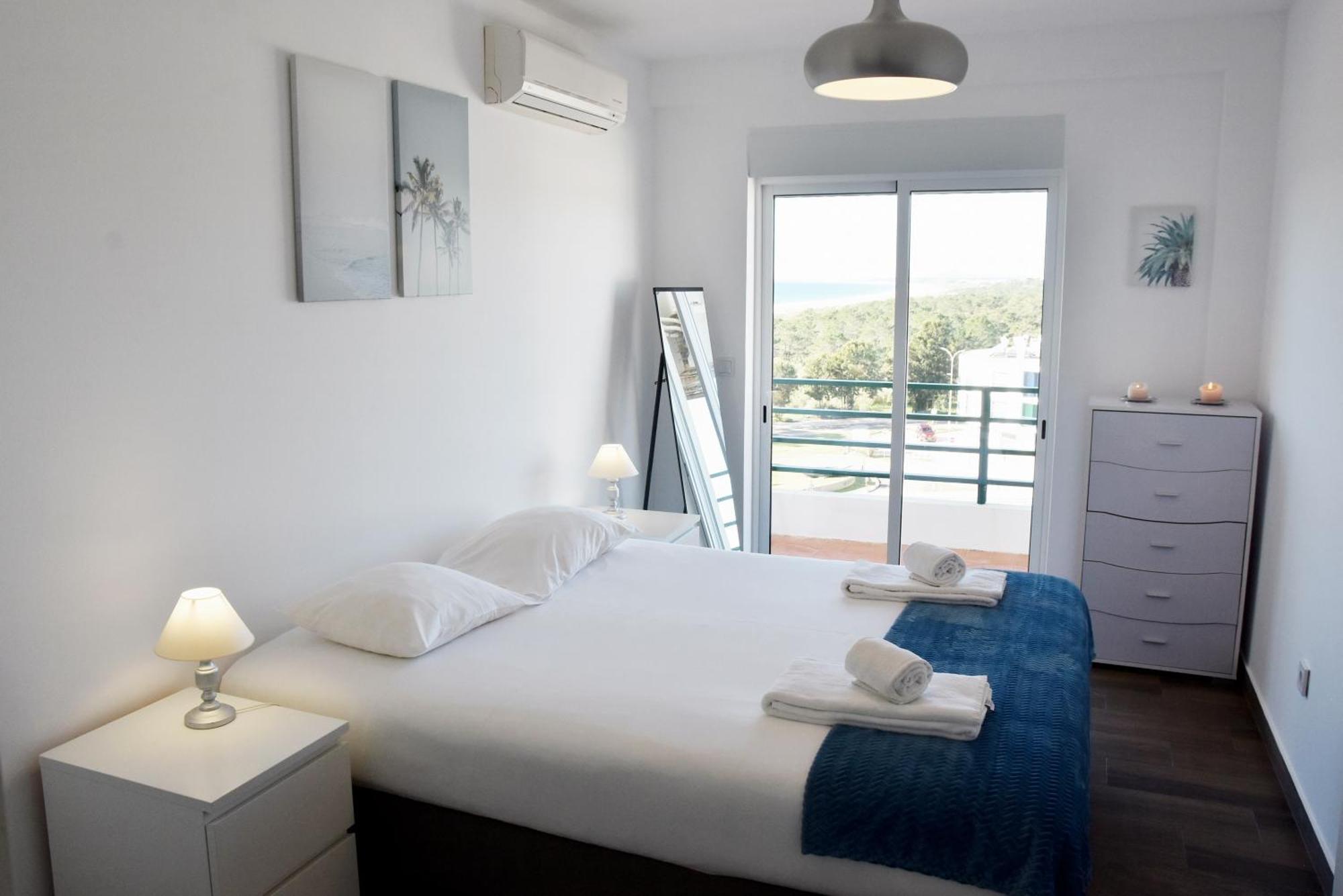 Beach House Monte Gordo Exterior photo